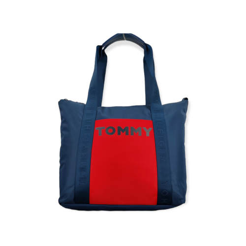 شنطة نسائية عملية ومميزة من ماركة تومي