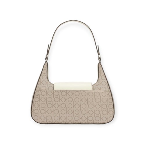 شنطة نسائية بتصميم راقي من ماركة كالفن