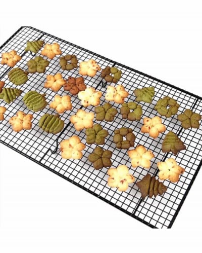 رف تبريد المخبوزات والكيك والشكولاته