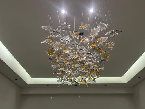 معلقات ورق الشجر بعدة الوان وعدة مقاسات