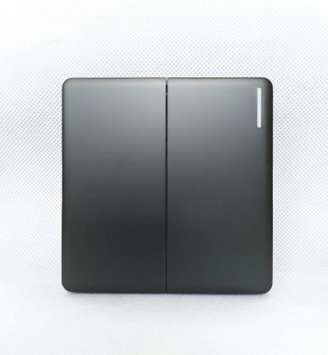 مفتاح اسود مزدوج 16 امبير بيانو MAAS