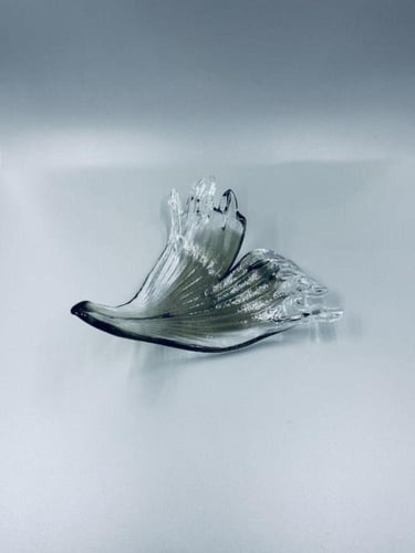 معلقات اوراق بعدة اللوان وعدة مقاسات