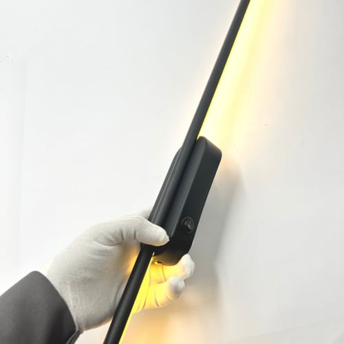 انارة 1 جدارية ذكية قابلة للشحن