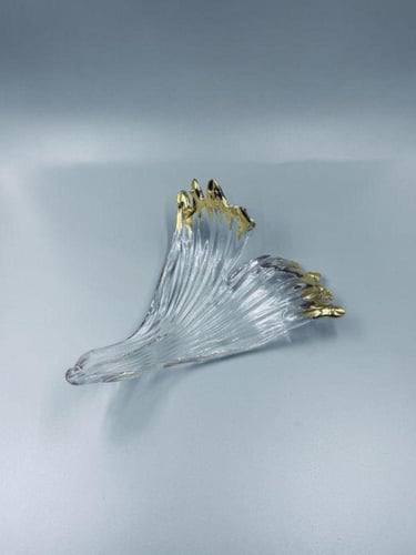 معلقات اوراق بعدة اللوان وعدة مقاسات