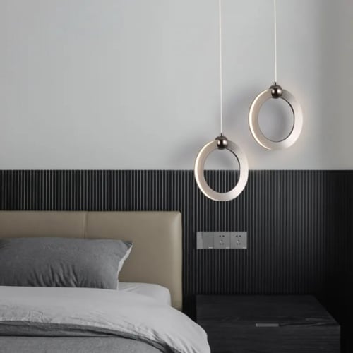 ثريا مفرد علاقي فضي مودرن