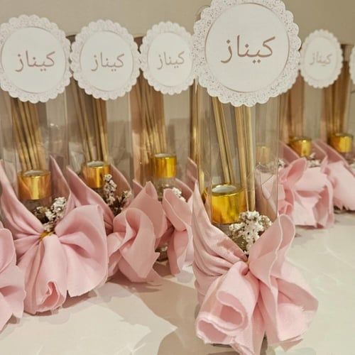 درزن فواحات مغلف مع الثيم(كتابه الاسم بالملاحظه)