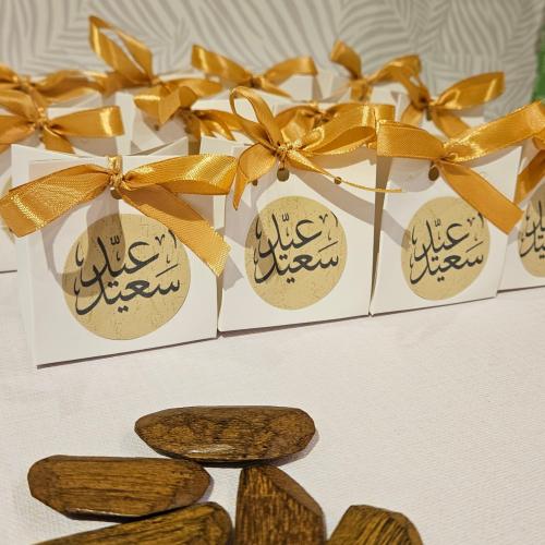 توزيعات العود ١٢ حبة