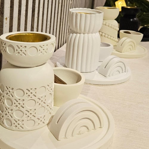 نقصة رمضانية جلد-أوف وايت