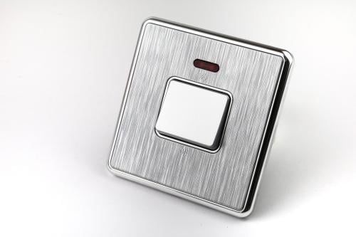 مفتاح سخان فضي - الشروق