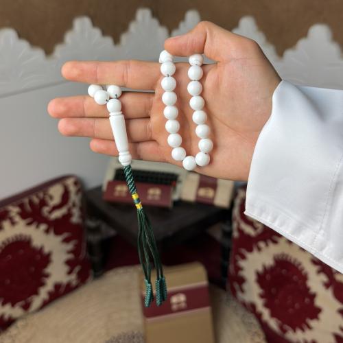 عبيّه