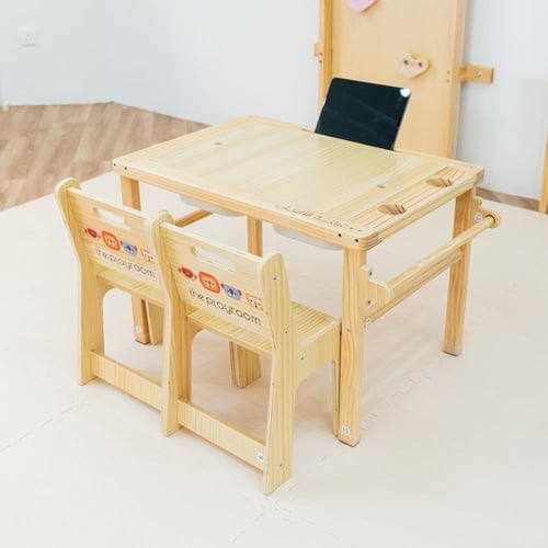 طاولة اللعب الحسي