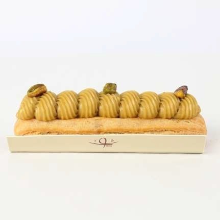 اكلير فستق - Eclair Pistachio