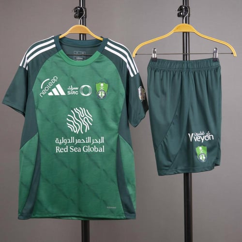 طقم الاهلي السعودي الاساسي الجديد 2025 الاخضر