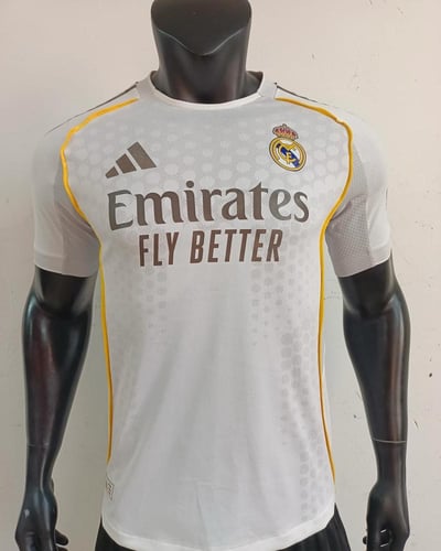 تيشيرت ريال مدريد الجديد 2025