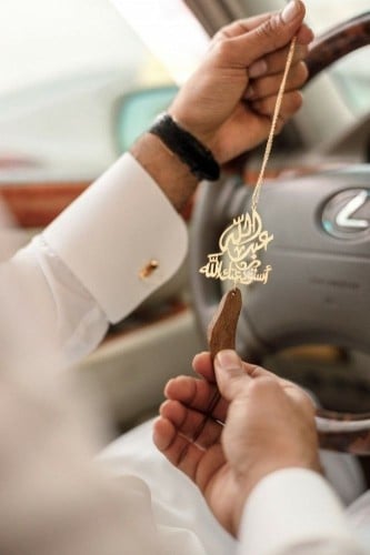 تعليقات سيارة وكسرة العود-متجر أستايلر