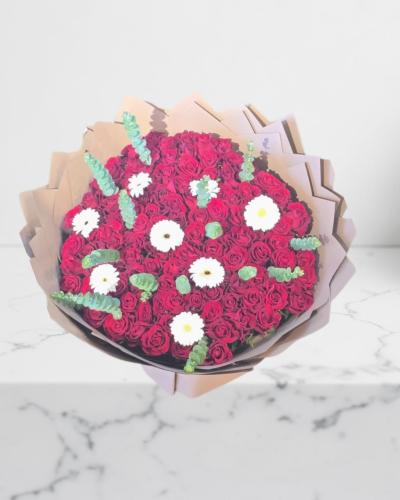 Longing of love | Luxury red rose bouquet