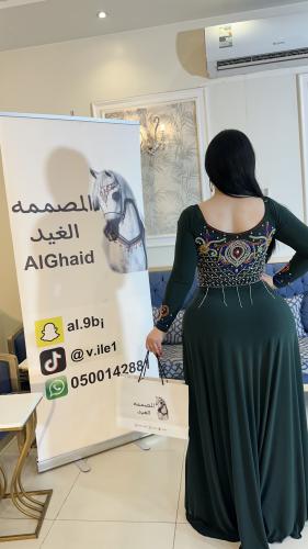 فستان زيتي شك