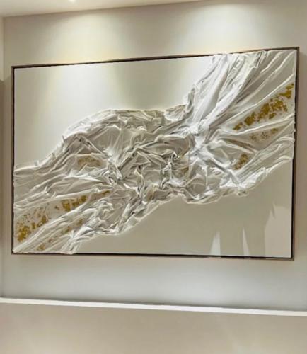 لوحة حديثة بفن القماش