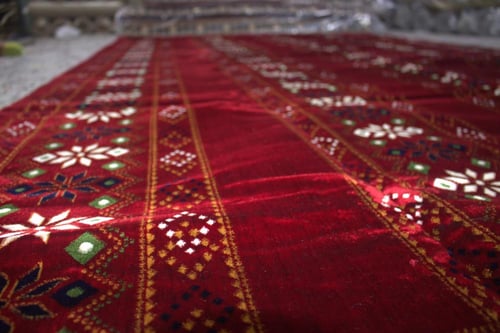 فرشة تركية اصايل عنابي 2*3 متر