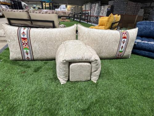 مسند مقلم ومركى مع الثلاثيه بالمتر