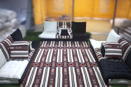 جلسة رمضانية مفصلة الوان مخطلطة