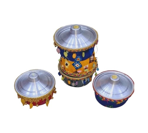 قدور معدن ملبس شالكي بالوانه المميزة التراثيه