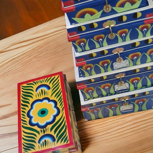 طقم صناديق حديدية تراثية مصبوغة يدويًا 5 قطع