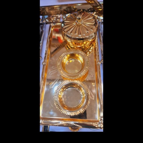 طقم تمرية تبسي ذهبي مع صحن ماء وصحن بصم