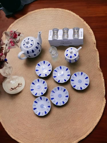 طقم شاي فاخر نقشة ازرق بتصميم عربي أصيل - أنيق ومم...