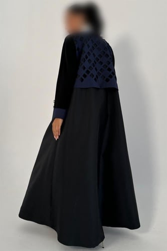 عباية بيان – حضور ما يحتاج شرح