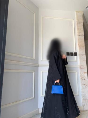 عباية كريب مع لنن زري ورد