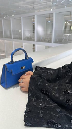 L307 - فخامة مطرّزة تليق بكِ