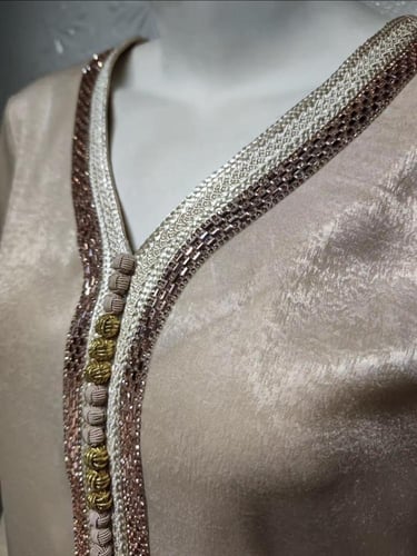 قفطان نسائي