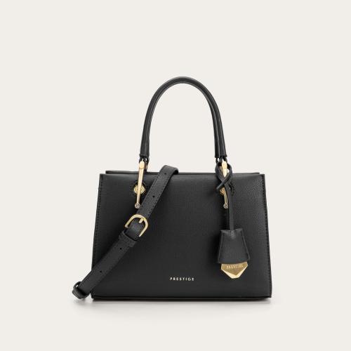 شنطة نسائية عملية باللون الأسود