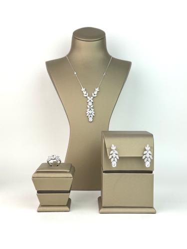 طقم زريكون ناعم لون فضي