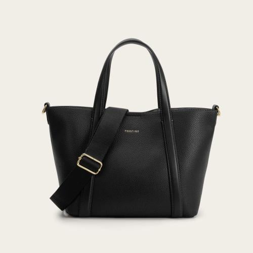 شنطة نسائية جلد ناعم بلون أسود