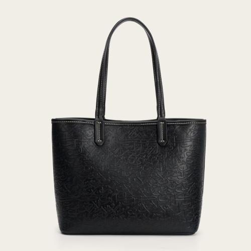 شنطة نسائية جلد فاخر بلون أسود