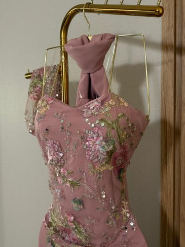 Rose dress