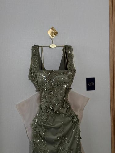 Luxury dress