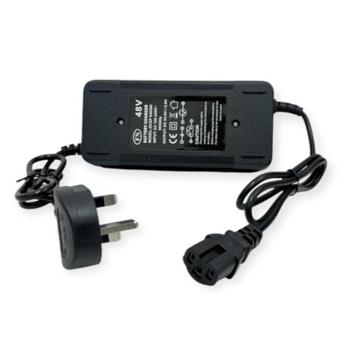 شاحن ثلاثي لسكوتر كهربائي 48V