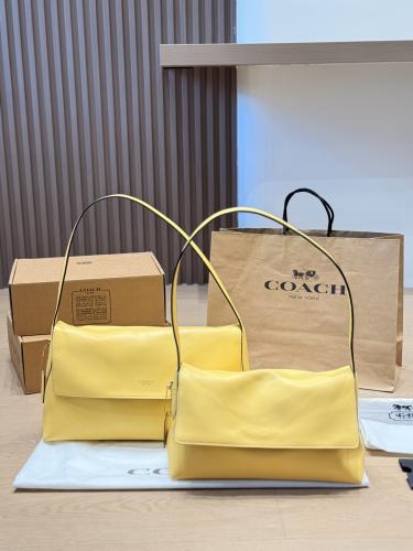 حقيبة كوتش اصفر Coach CHELSEA bag