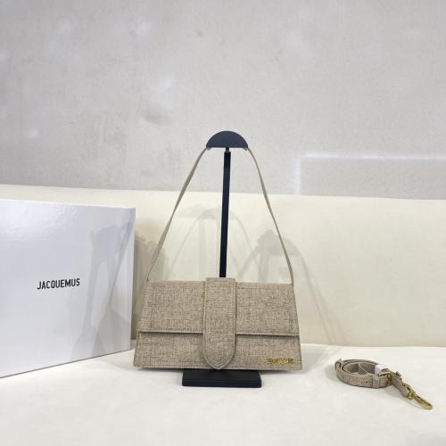 شنط JACQUEMUS بيج
