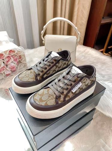 Coach Shoes شوز كوتش بني