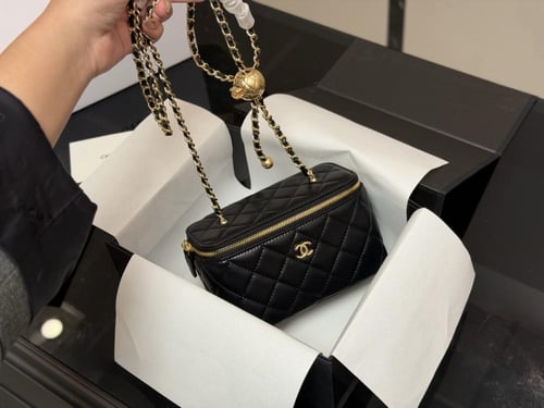 شانيل ( اسود ) Chanel bag