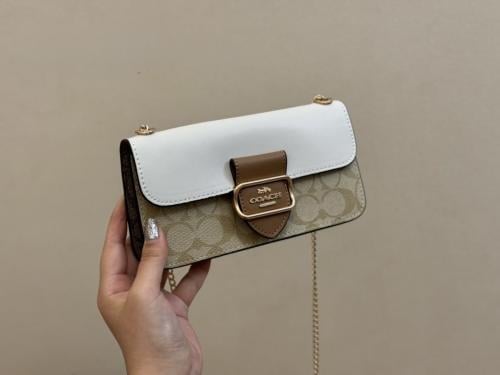 حقيبة كوتش ( ابيض) Coach morgan bag