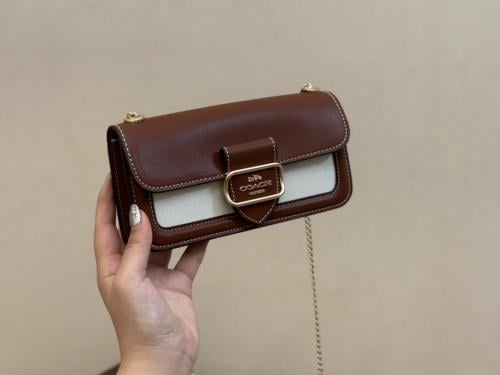 حقيبة كوتش ( عودي - ابيض ) Coach morgan bag