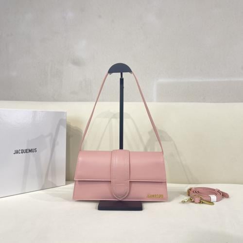 شنط JACQUEMUS بينك