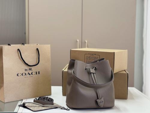 حقيبة كوتش ( بني ) Coach Rowan bag