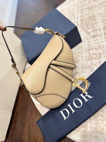 Dior bag (beige)