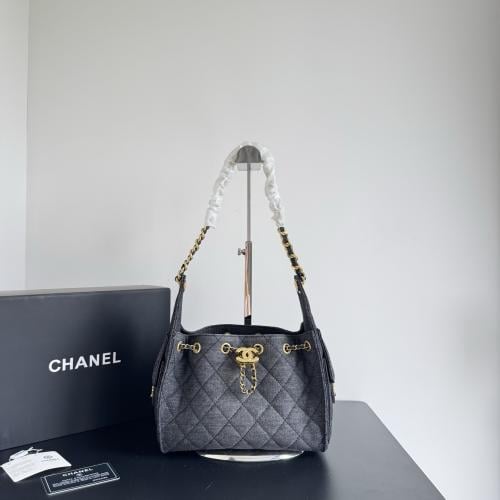 شنط شانيل ( رمادي ) Chanel bag